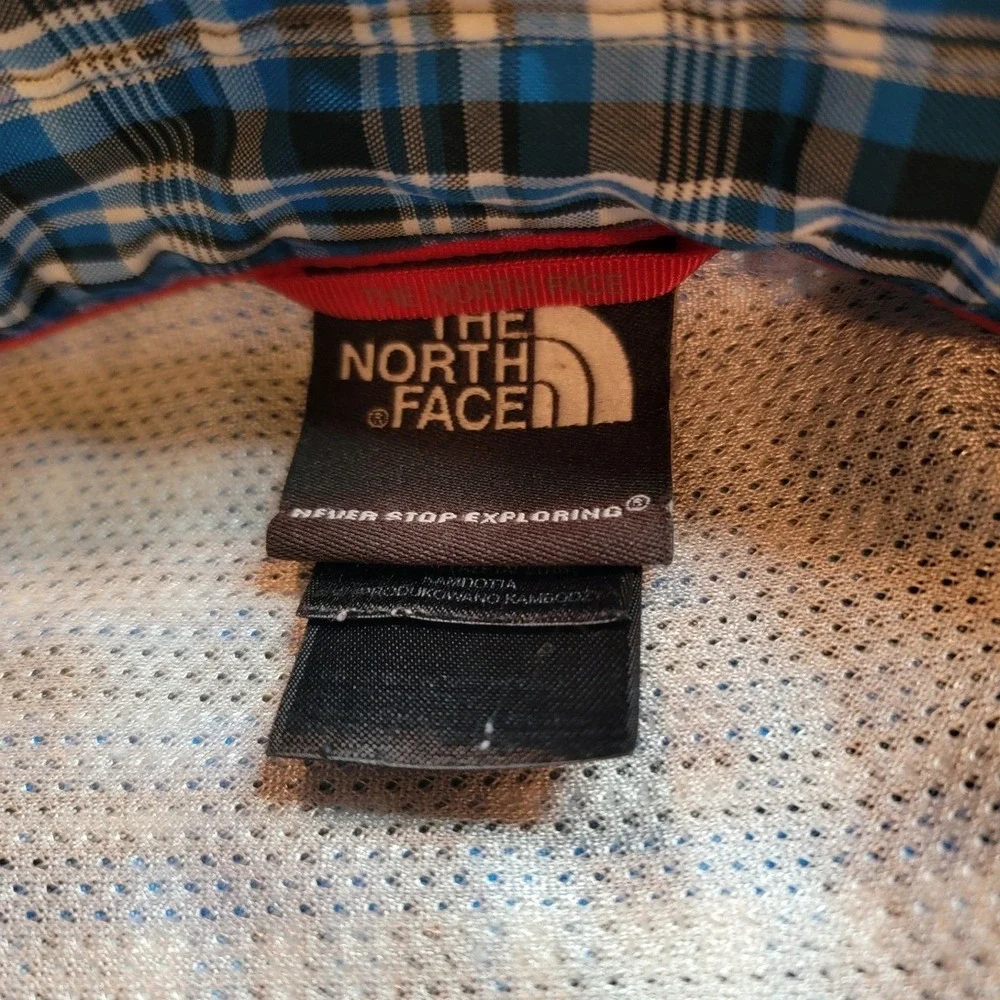 The North Face Plaid Button Down Mens M Blue Excellent Short Sleeve Hiking Shirt